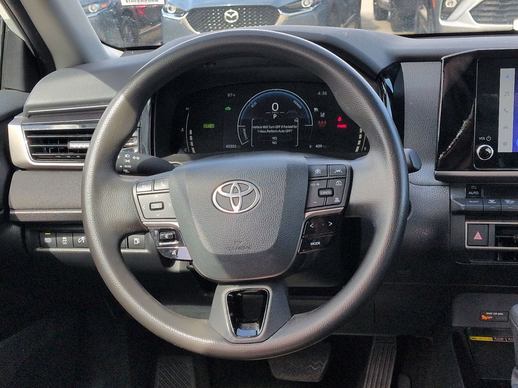 Thumbnail: 2025 Toyota Camry - 22