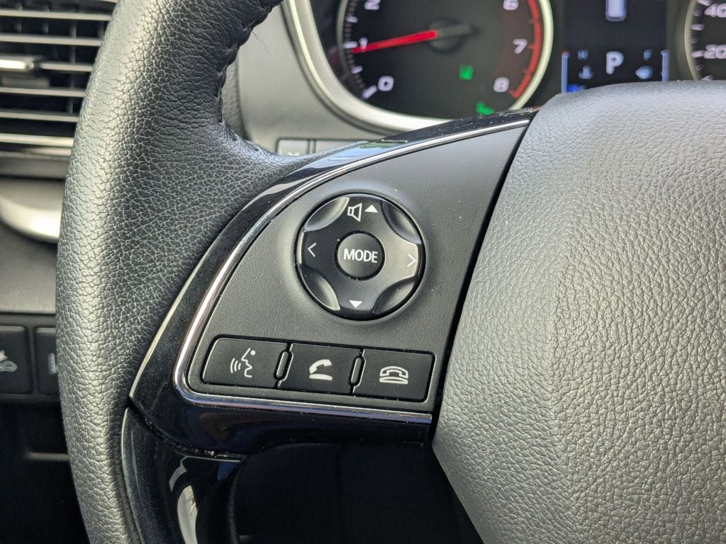 Thumbnail: 2025 Mitsubishi Eclipse Cross - 16