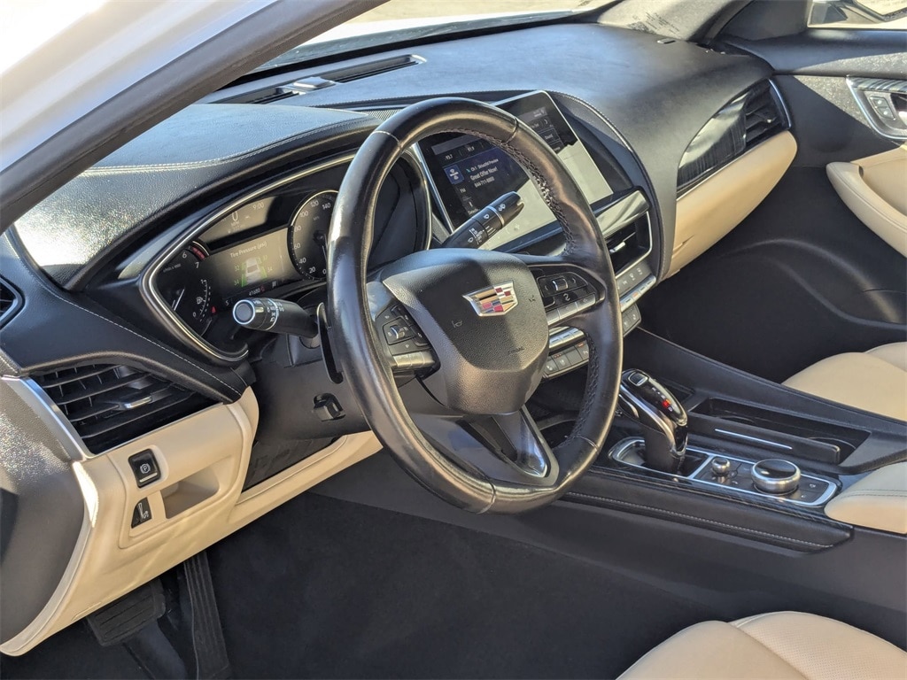 Thumbnail: 2024 Cadillac CT5 - 14