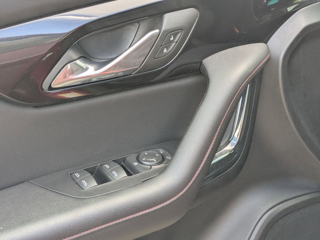 Thumbnail: 2025 Chevrolet Blazer - 11