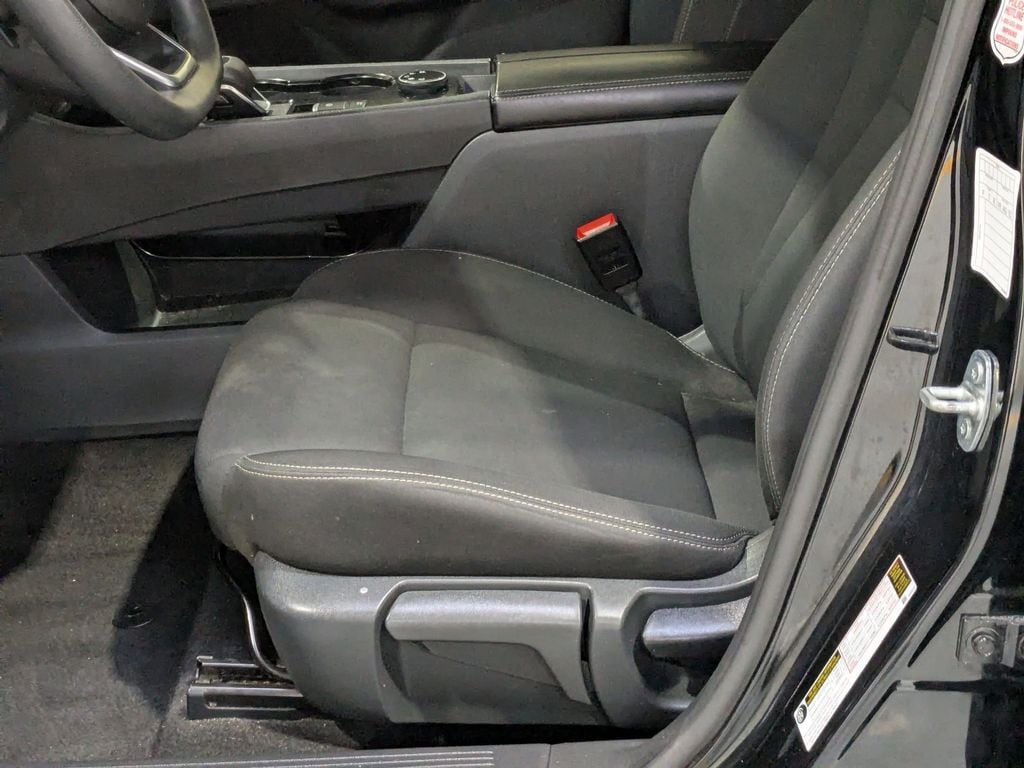 Thumbnail: 2023 Nissan Rogue - 23