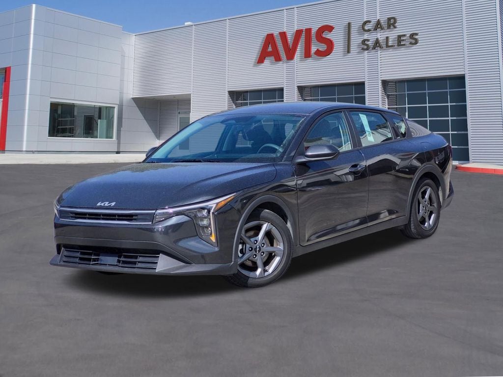 Thumbnail: 2025 Kia K4 - 1