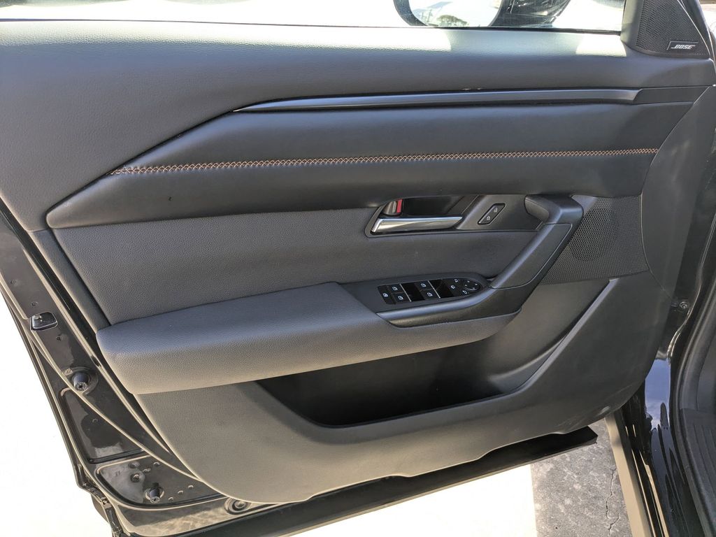 Thumbnail: 2025 Mazda CX-50 - 11