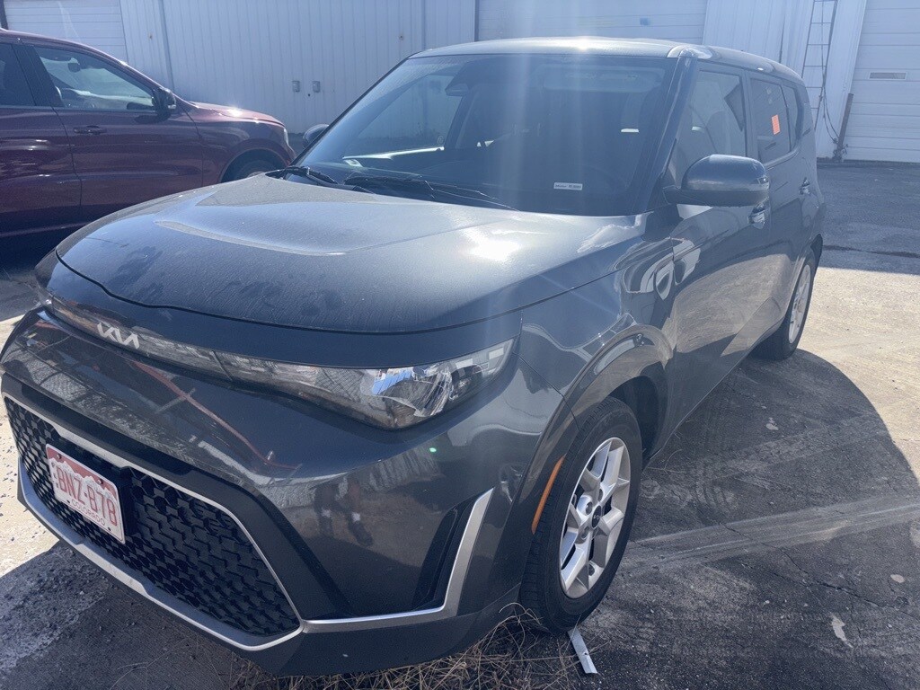 Certified 2024 Kia Soul LX Hatchback