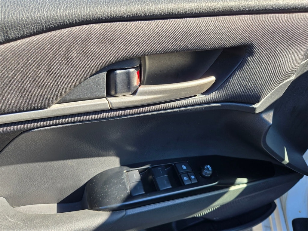 Thumbnail: 2025 Toyota Camry - 6