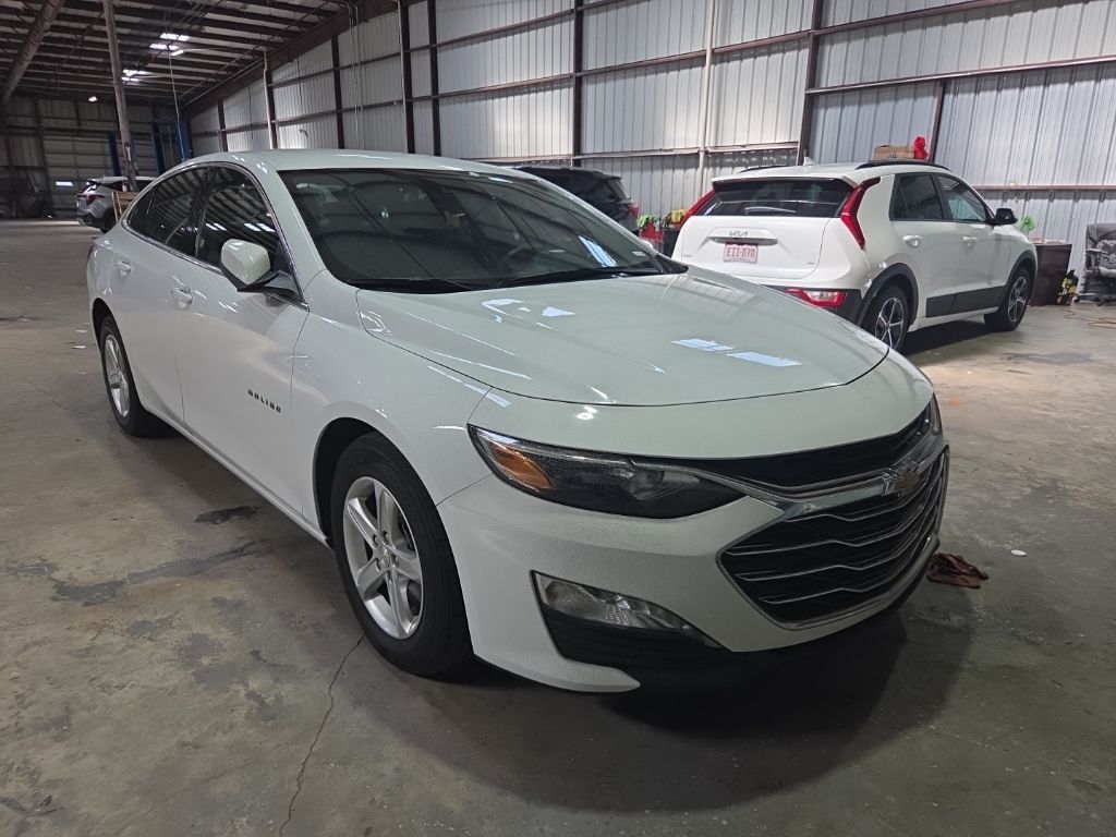 Thumbnail: 2024 Chevrolet Malibu - 6