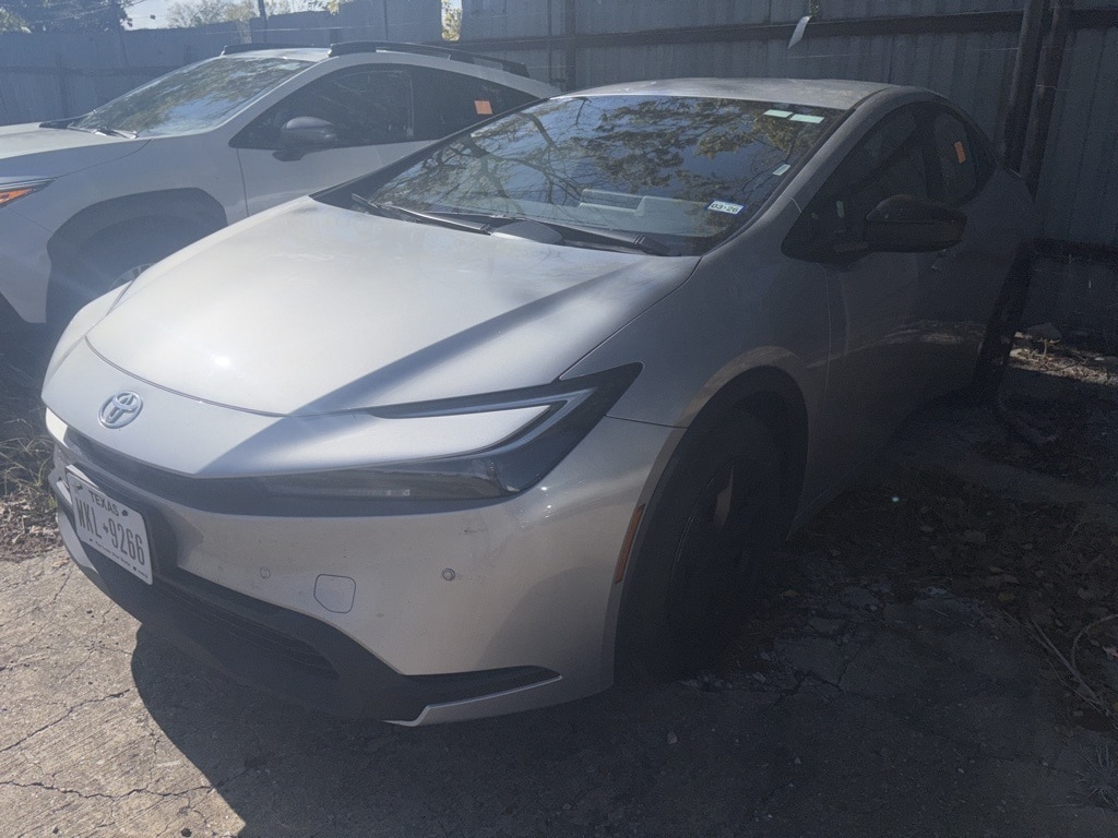 Thumbnail: 2025 Toyota Prius - 1