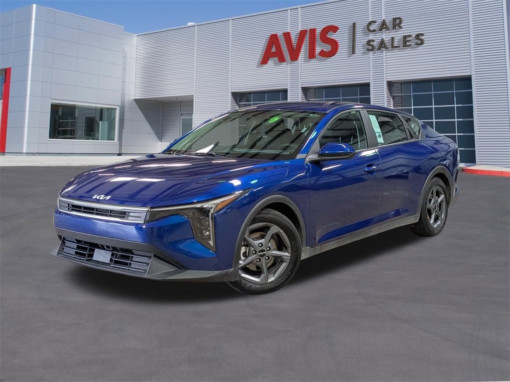 2025 Kia K4 LXS