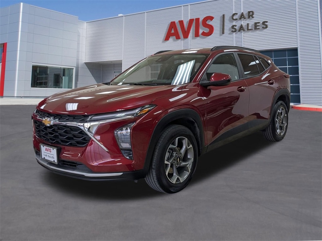 2025 Chevrolet Trax LT's photo