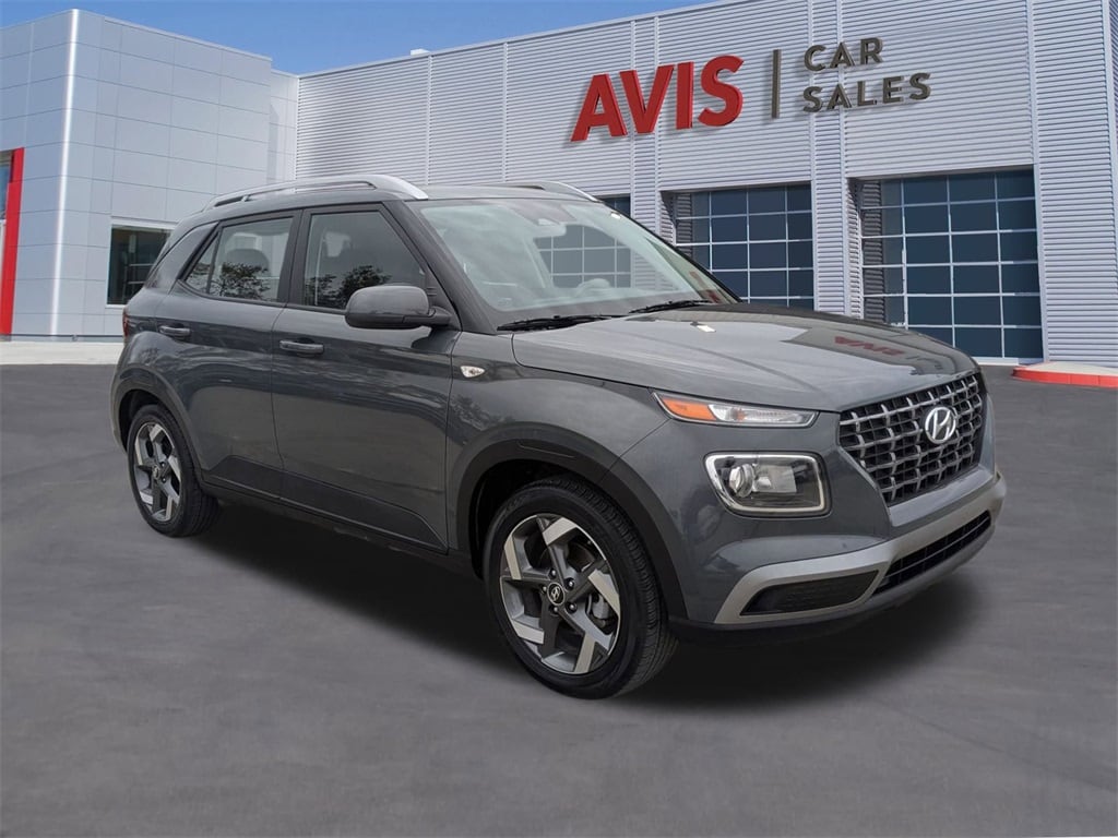 Thumbnail: 2025 Hyundai Venue - 3