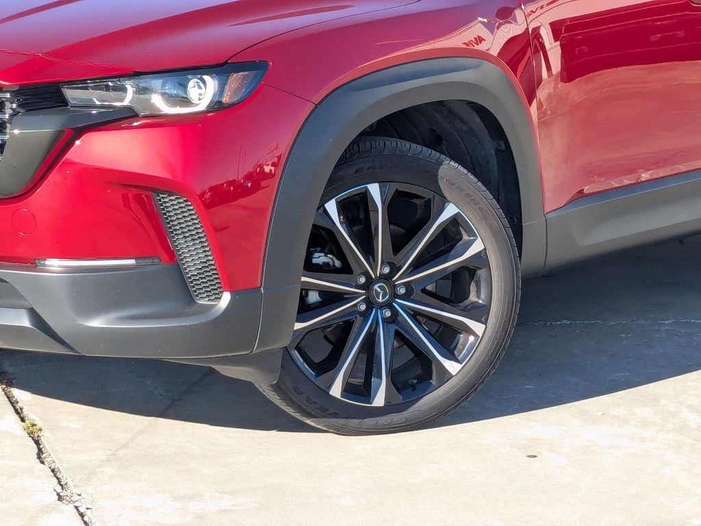 Thumbnail: 2025 Mazda CX-50 - 31