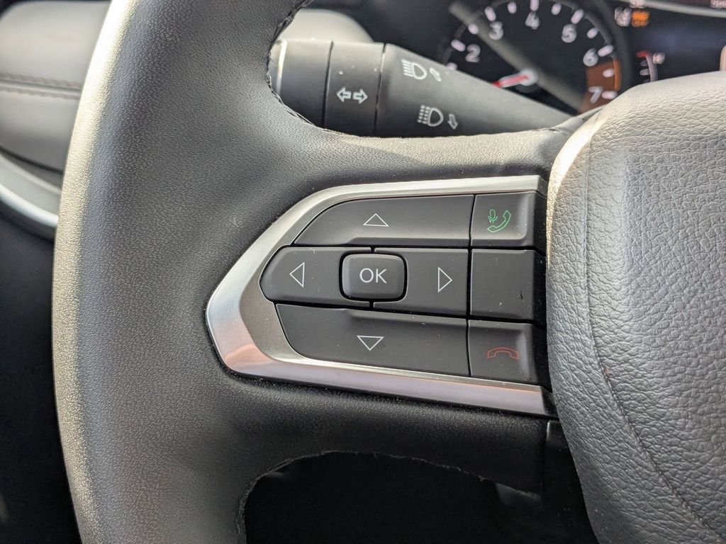 Thumbnail: 2025 Jeep Compass - 16