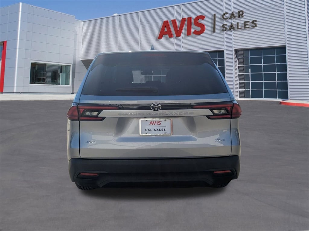 Thumbnail: 2025 Toyota Grand Highlander - 7