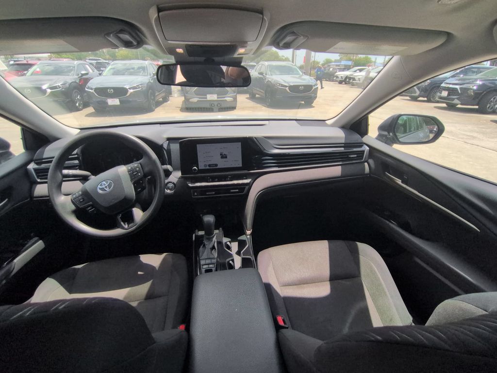 Thumbnail: 2025 Toyota Camry - 25