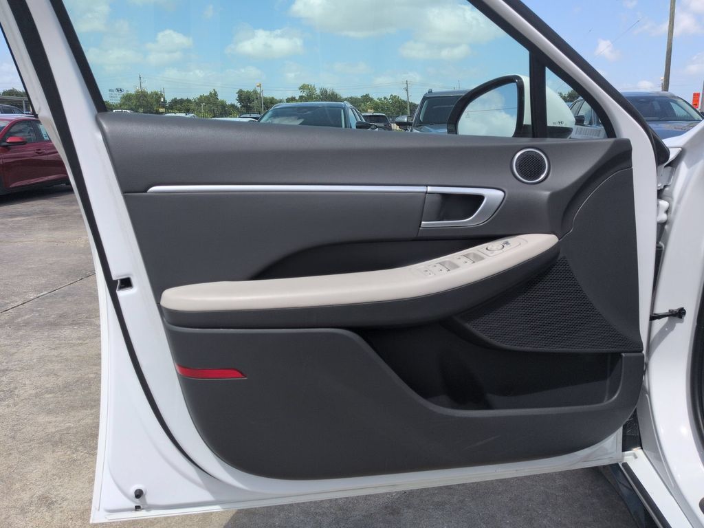Thumbnail: 2025 Hyundai Sonata - 11