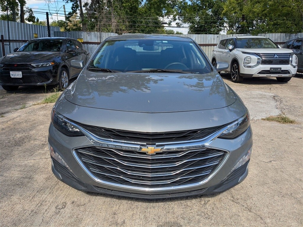 Thumbnail: 2024 Chevrolet Malibu - 3