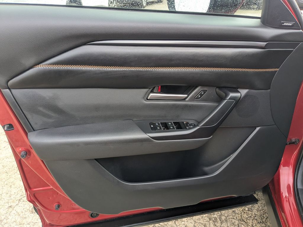 Thumbnail: 2025 Mazda CX-50 - 11