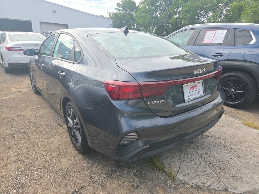 Thumbnail: 2024 Kia Forte - 8