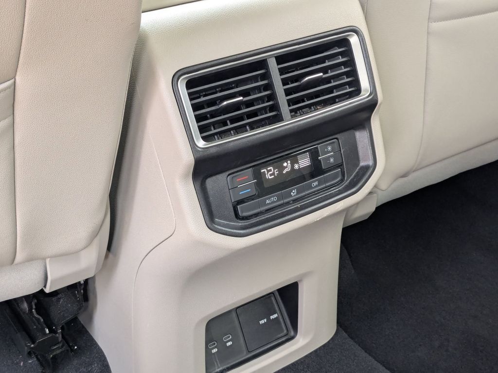 Thumbnail: 2025 Volkswagen Atlas - 27