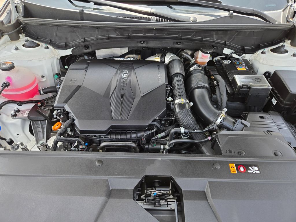 2025 Hyundai Santa Cruz Limited - Photo 38