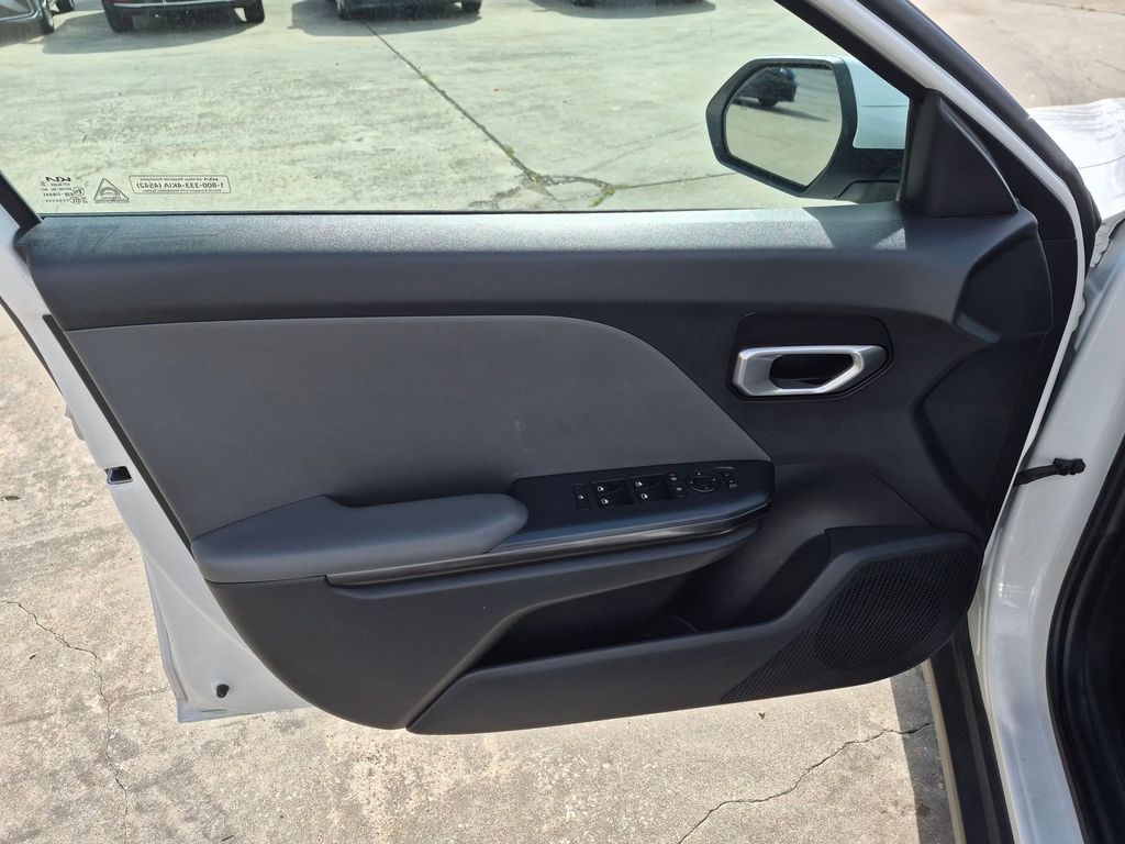 Thumbnail: 2025 Kia K4 - 11