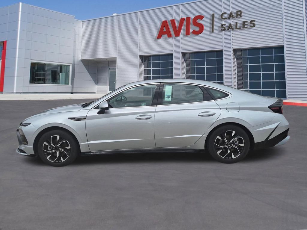 Thumbnail: 2025 Hyundai Sonata - 10