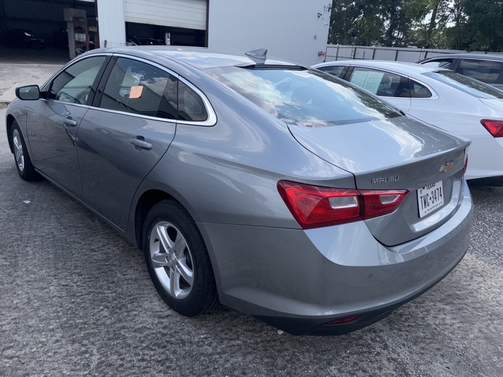 Thumbnail: 2024 Chevrolet Malibu - 6