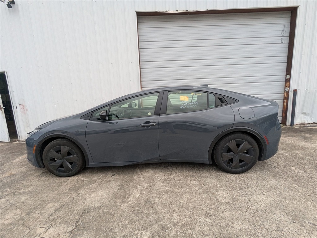 Thumbnail: 2025 Toyota Prius - 6