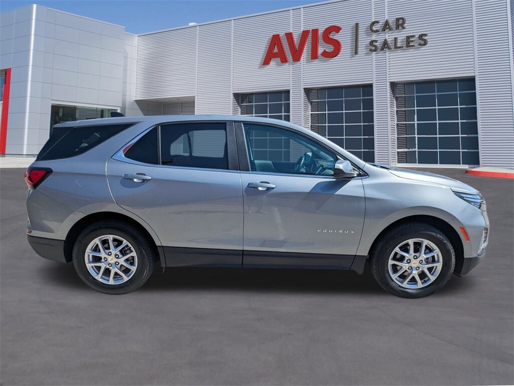 2024 Chevrolet Equinox photo 4