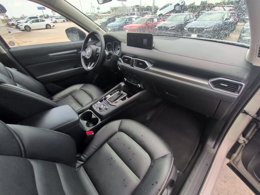 Thumbnail: 2025 Mazda CX-5 - 31