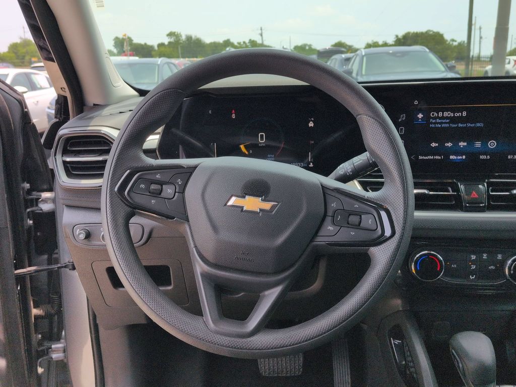 Thumbnail: 2025 Chevrolet TrailBlazer - 23