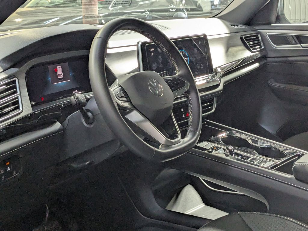 Thumbnail: 2025 Volkswagen Atlas - 11