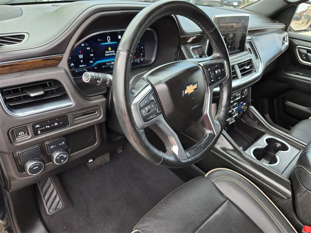 Thumbnail: 2023 Chevrolet Suburban - 9