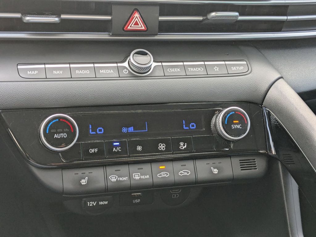 Thumbnail: 2025 Hyundai Elantra - 18