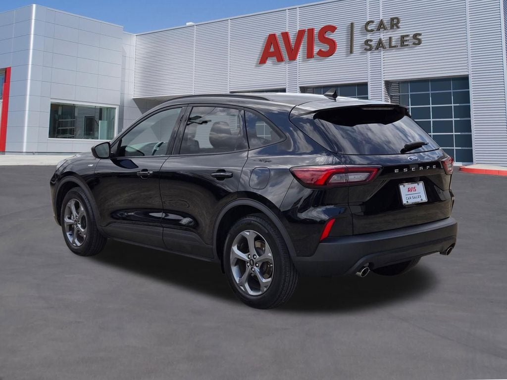 Thumbnail: 2025 Ford Escape - 9