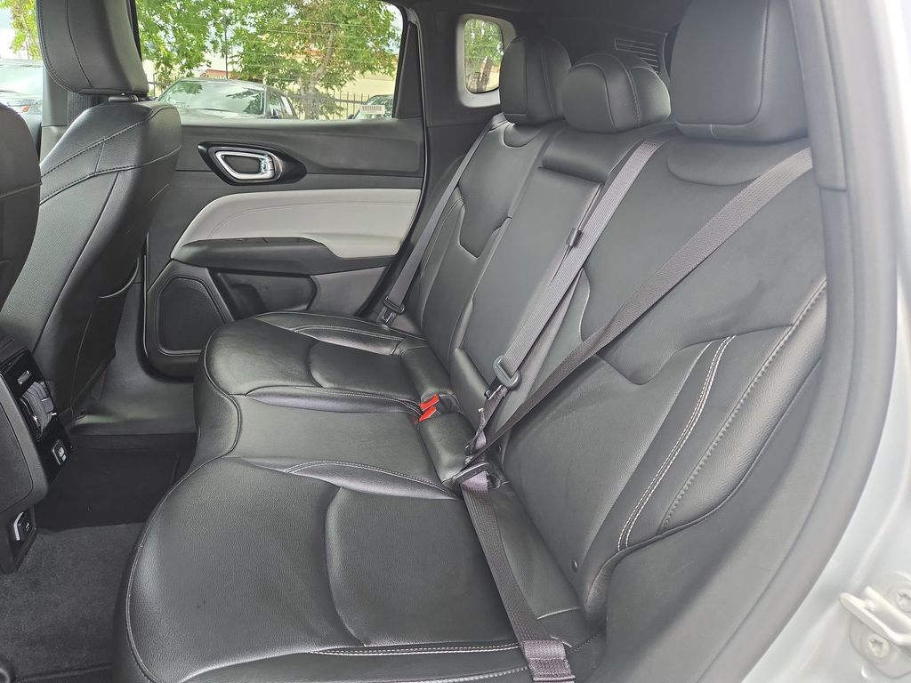 Thumbnail: 2025 Jeep Compass - 27