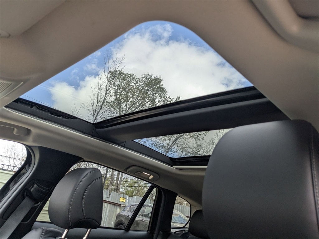 Thumbnail: 2025 Mazda CX-50 - 24