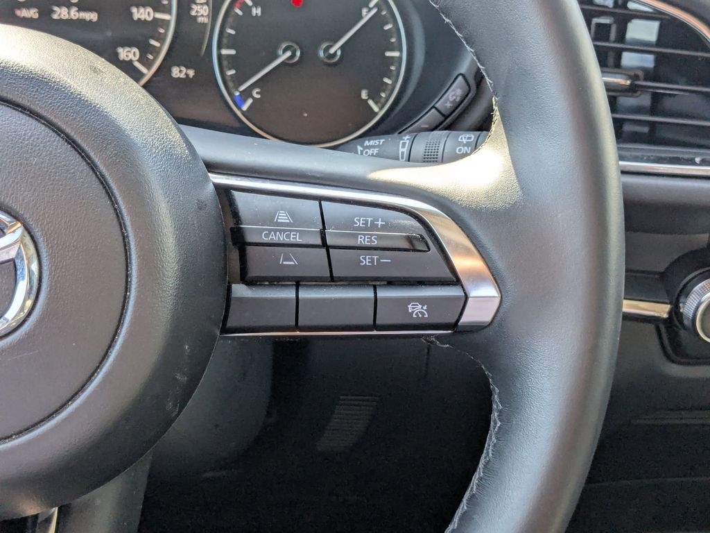 Thumbnail: 2025 Mazda CX-30 - 17