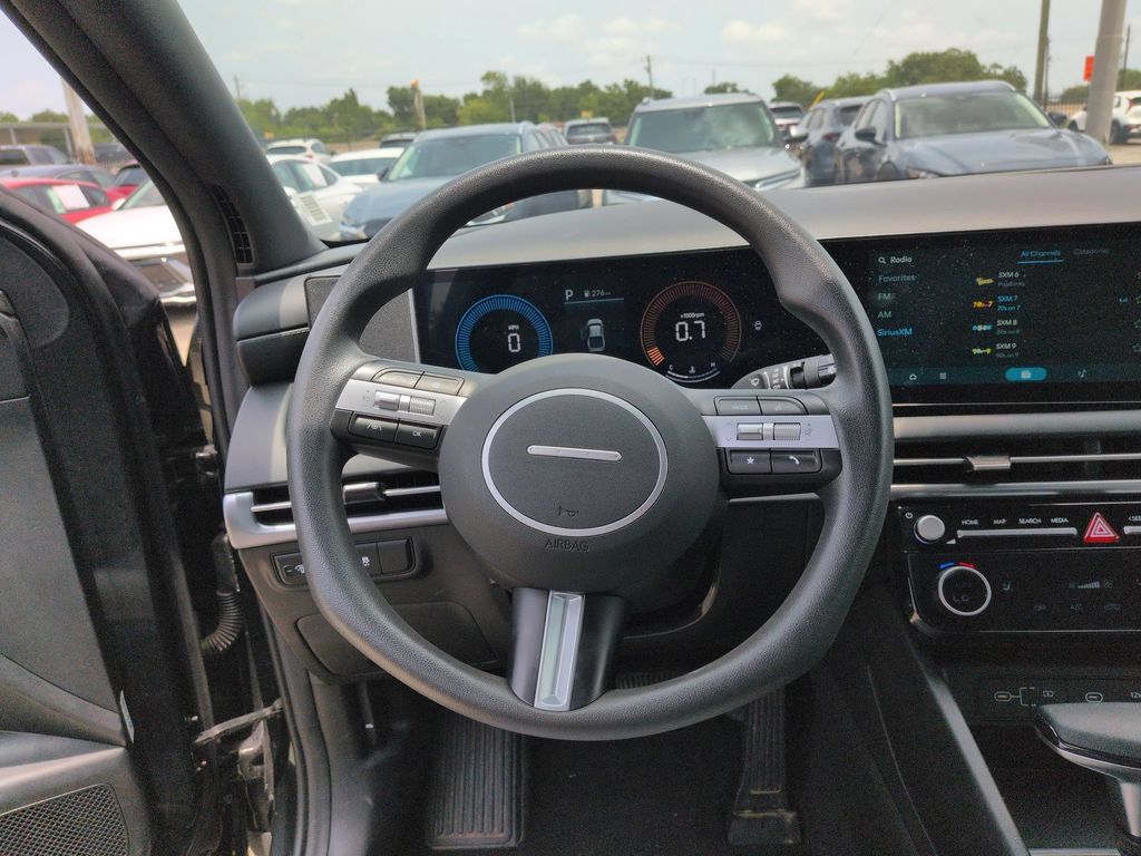 Thumbnail: 2025 Hyundai Santa Cruz - 22