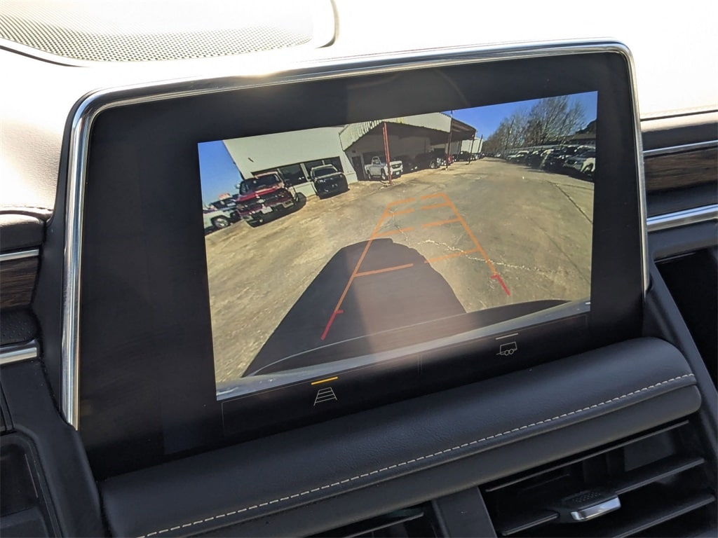 Thumbnail: 2023 Chevrolet Suburban - 20