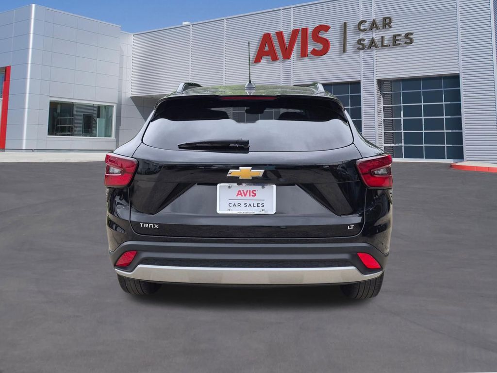Thumbnail: 2025 Chevrolet Trax - 7