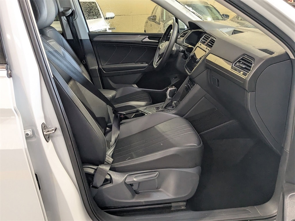 Thumbnail: 2024 Volkswagen Tiguan - 33