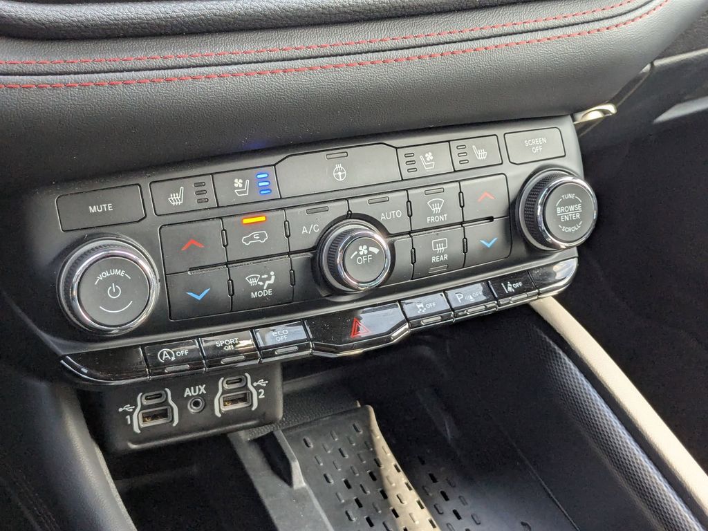 Thumbnail: 2025 Dodge Durango - 18