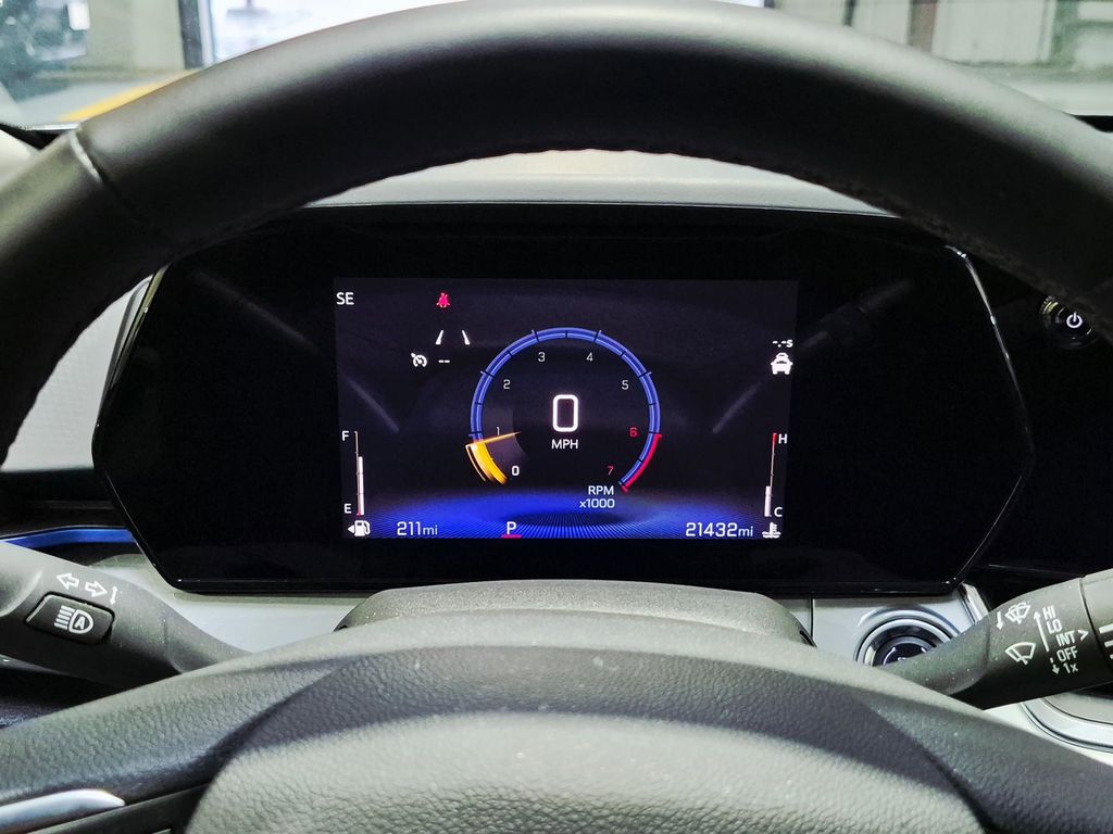 Thumbnail: 2025 Chevrolet Trax - 18