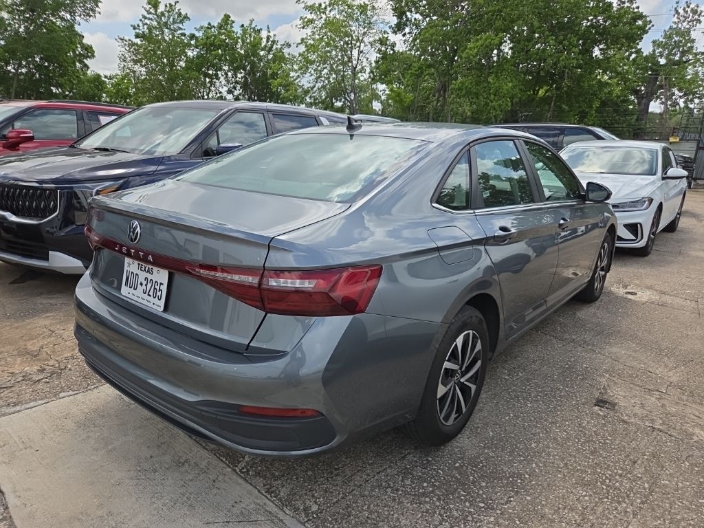 Thumbnail: 2025 Volkswagen Jetta - 9