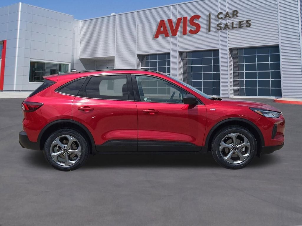 Thumbnail: 2025 Ford Escape - 5