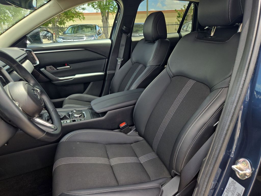 Thumbnail: 2025 Mazda CX-50 - 24