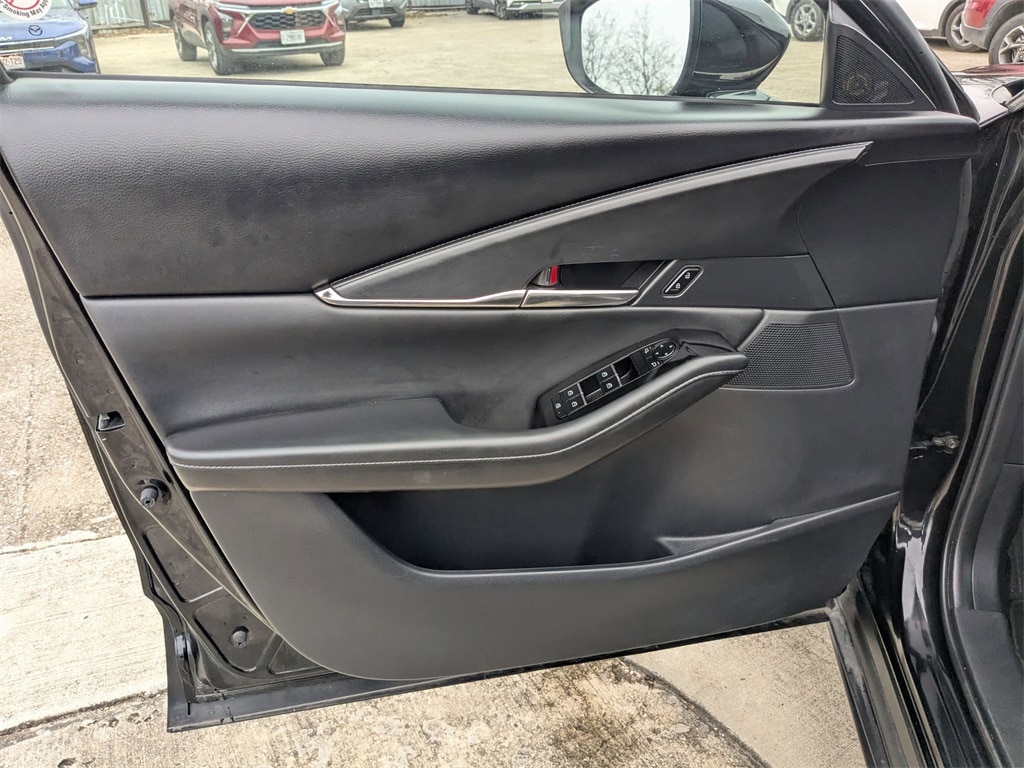 Thumbnail: 2025 Mazda CX-30 - 11