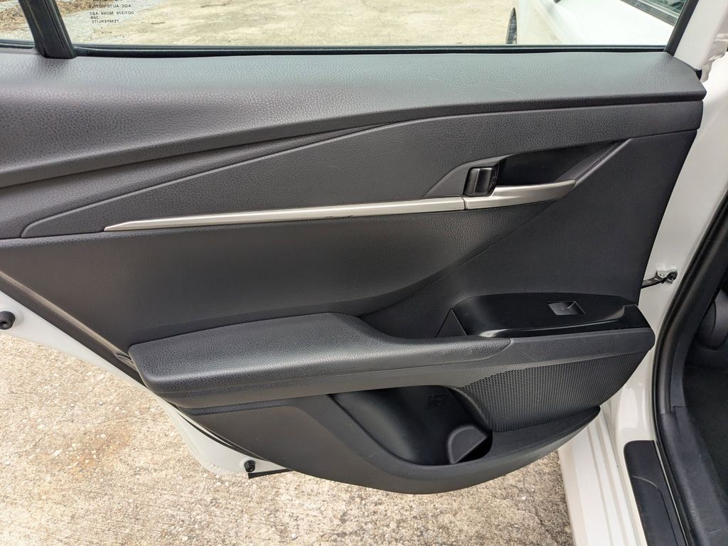 Thumbnail: 2025 Toyota Camry - 20