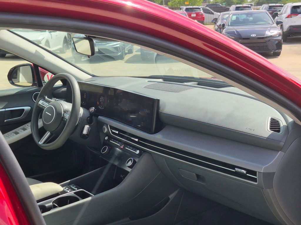 Thumbnail: 2025 Hyundai Sonata - 29